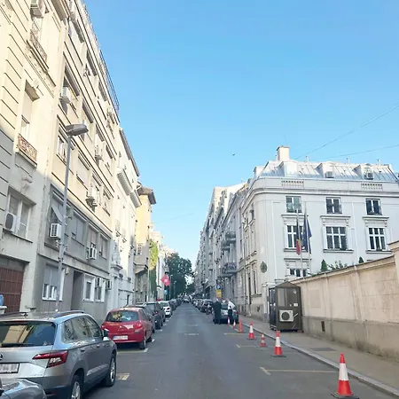 Superstring Design In Prime Location * Belgrad