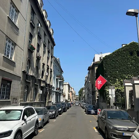 Superstring Design In Prime Location * Belgrad