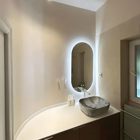 Superstring Design In Prime Location * Belgrad